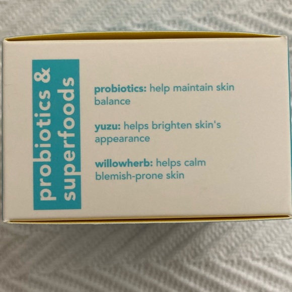 Tula Brighten Up Smoothing Primer Gel - Picture 5 of 6